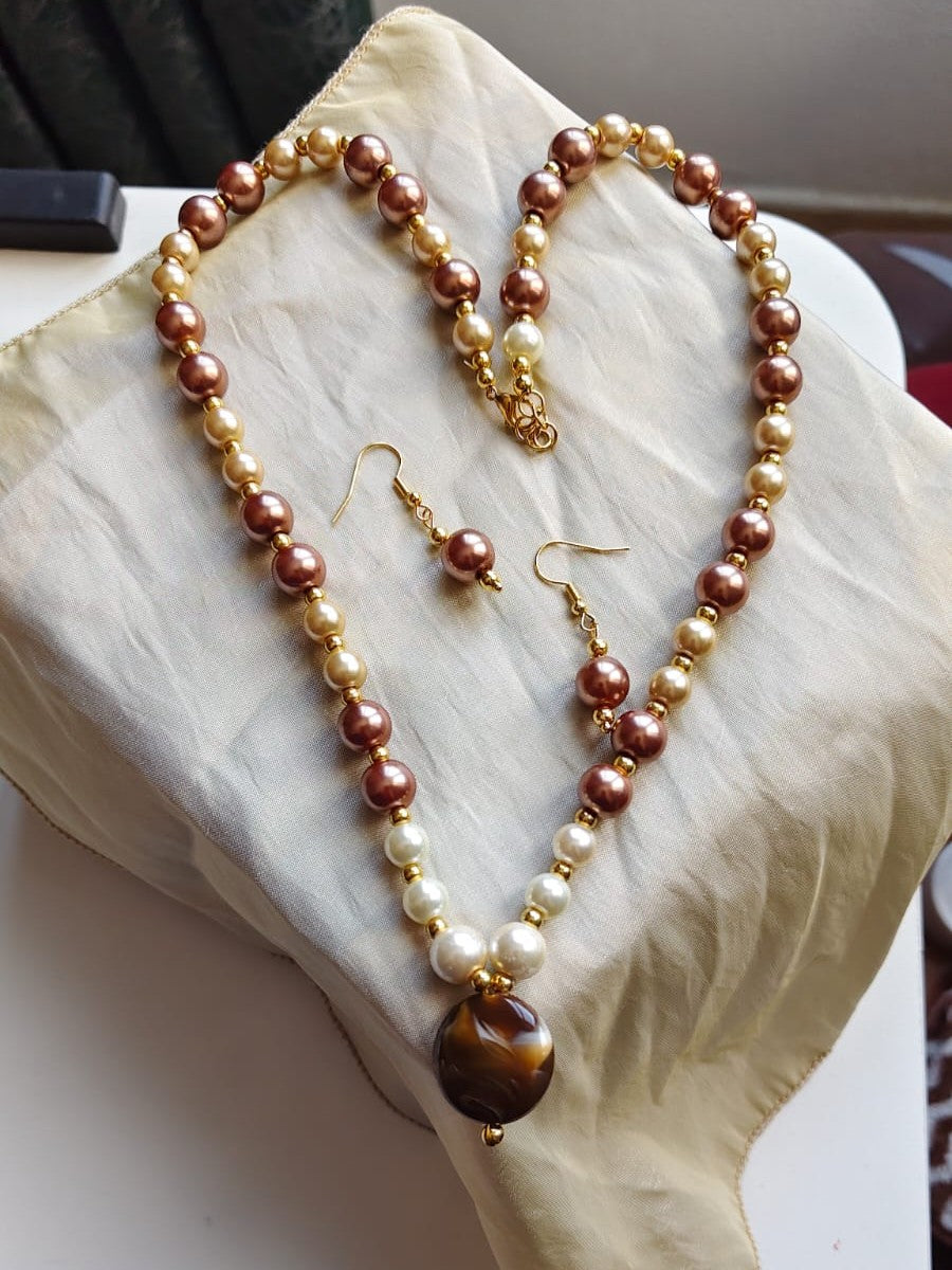 Soft Pearl Collection (Gold & Brown)