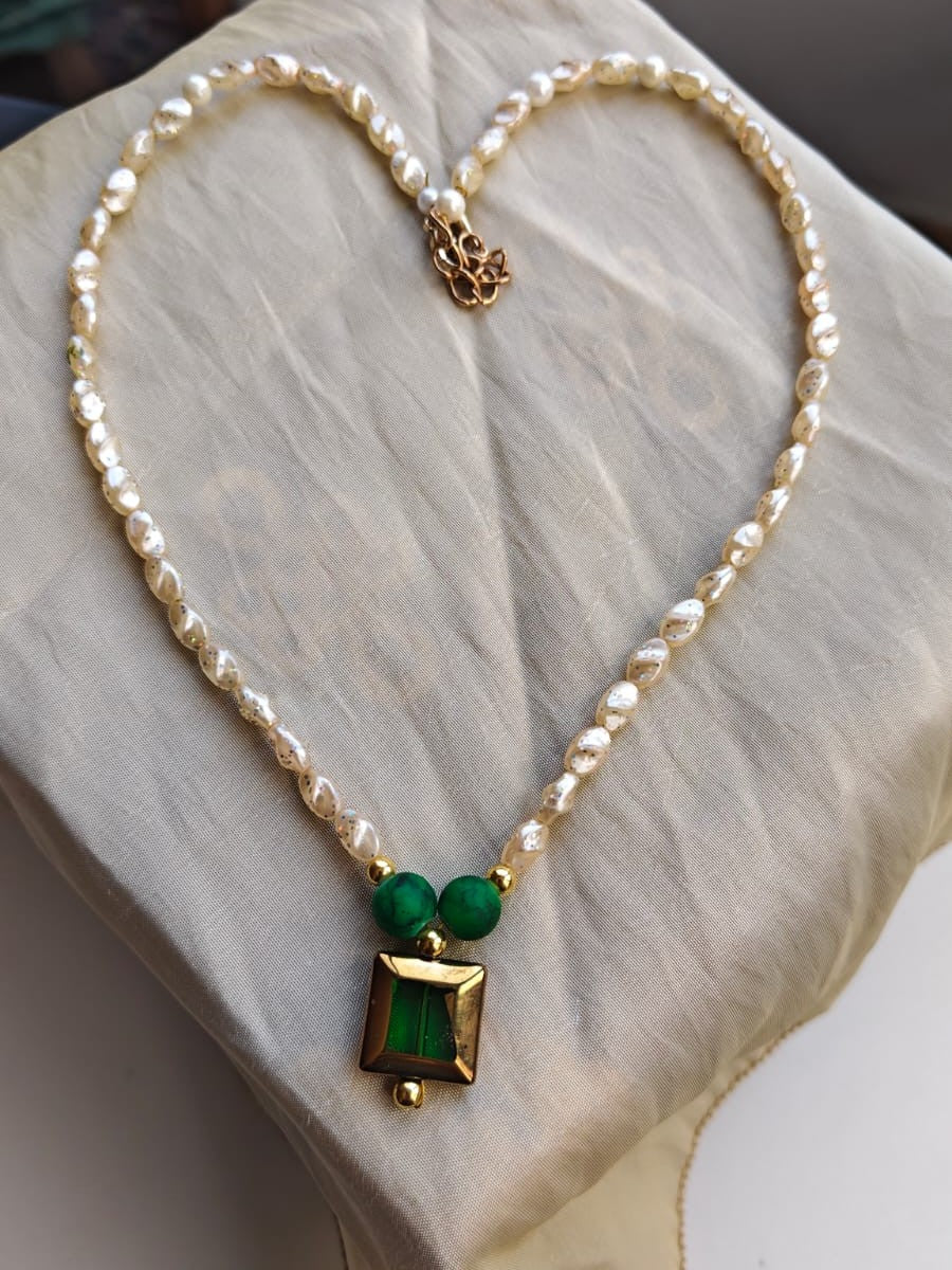Minimal Pearl Charm Necklace