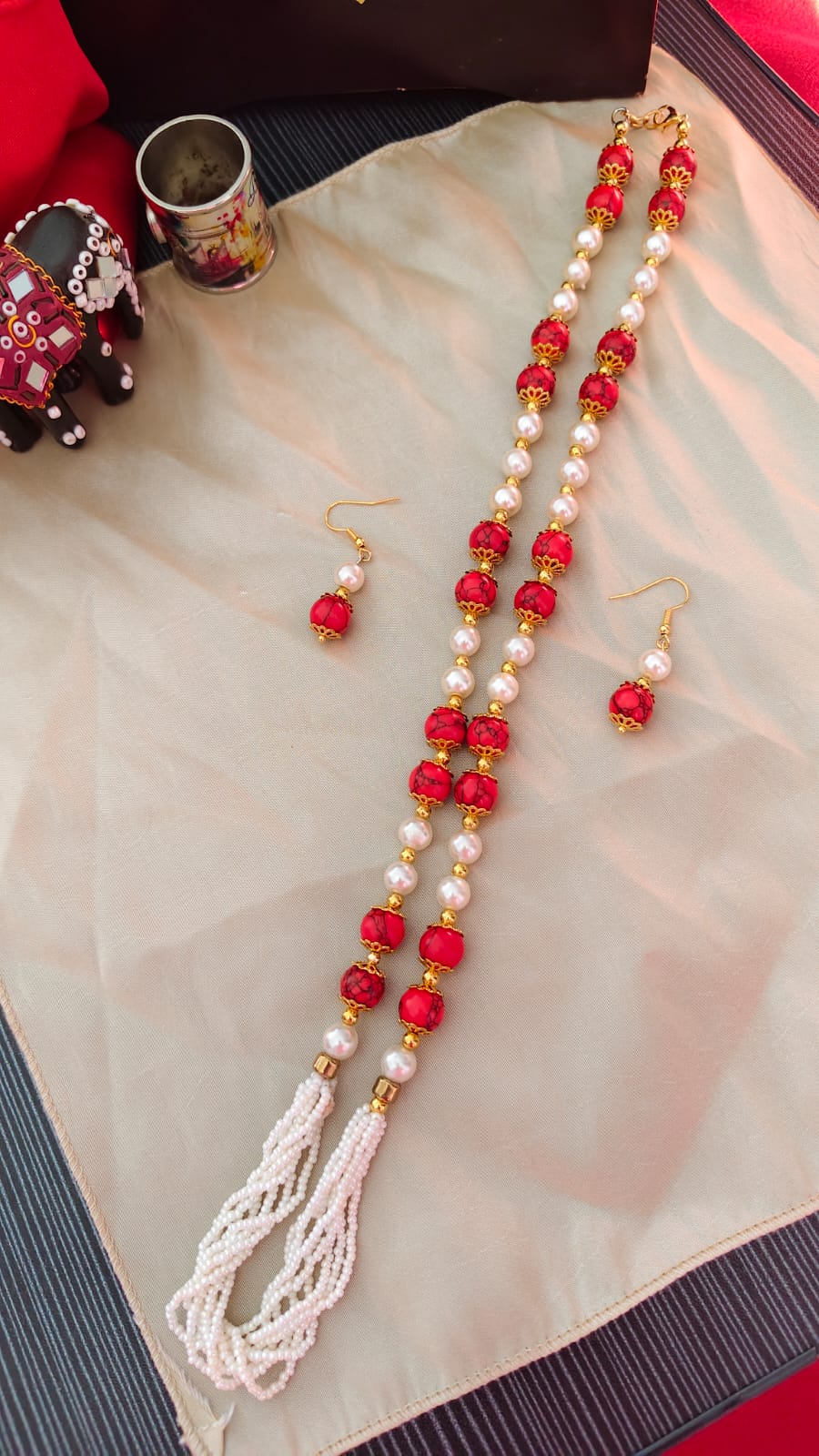 Red & White Pearl Radiance