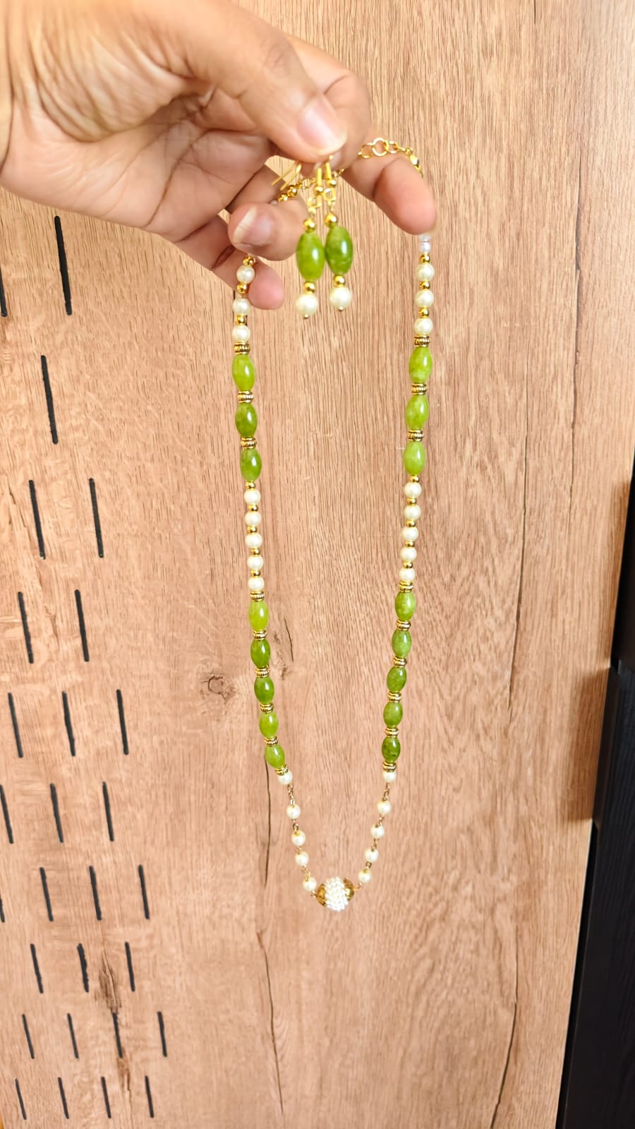 Fresh Green Elegance perfect for everyday elegance