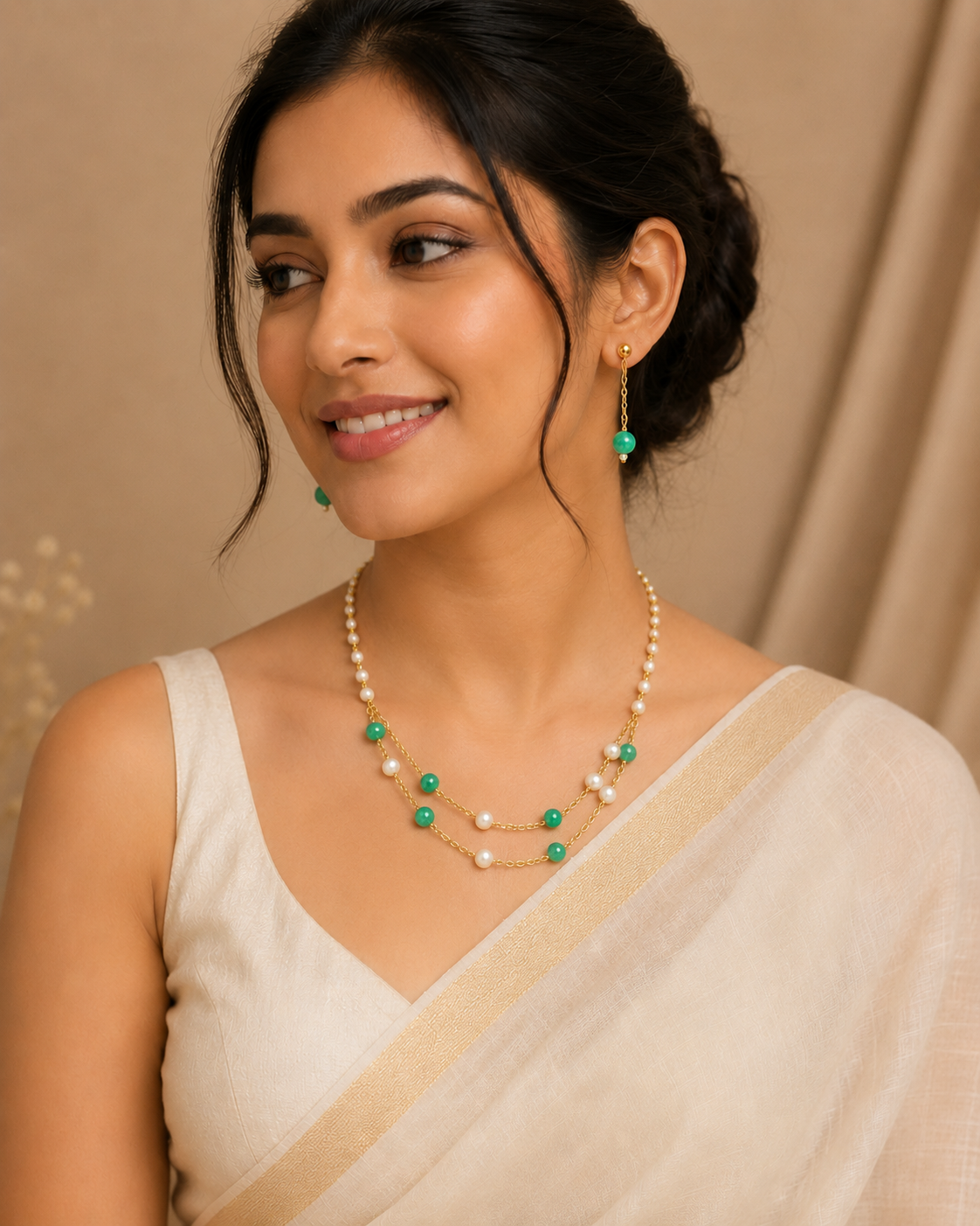 Emerald Elegance Pearl Necklace