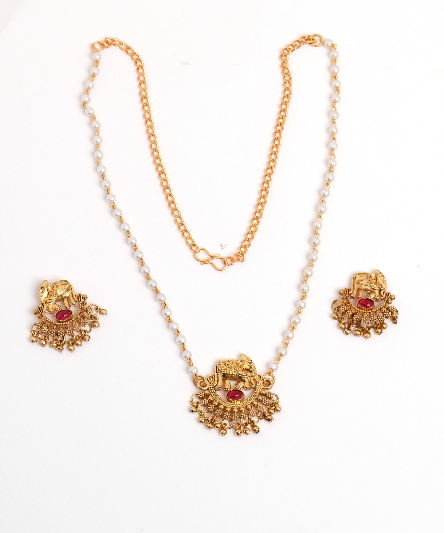 Traditional Elephant Pendant Necklace
