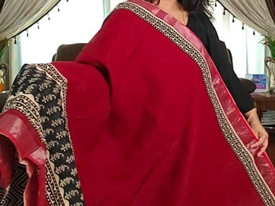 Chic Maroon & Black Floral  Bagru Cotton Sarees