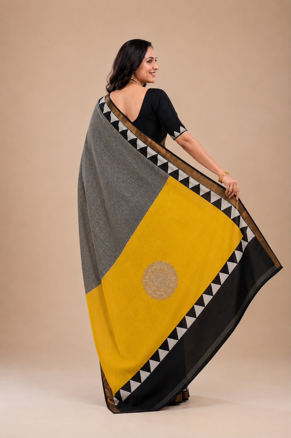Classic Checks Maheshwari  Silk Saree in Black and white with Yellow Border